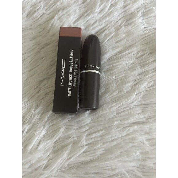 New MAC 605 Honey Love Matte Lipstick Rouge 0.10 oz - Picture 1 of 3